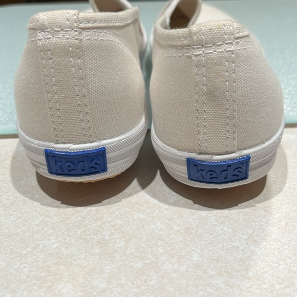 KEDS |  Slip-on sneakers, White, Size 8 Women’s | NWOT - Picture 5 of 5